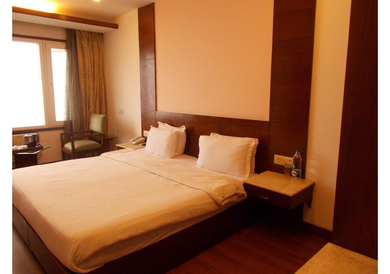 Hotel The Imperial Square Mussoorie Exterior foto